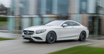 Mercedes-Benz S 63 AMG Coupé – Power-Upgrade für das S-Klasse Coupé Mercedes-Benz S 63 AMG Coupé in weiß mit schwarze Felgen