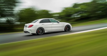 Mercedes-Benz C 63 AMG (W205) NEU! – Alle Bilder und Infos mercedes-benz_c-63-amg_w205_designo_diamantweiß_bright-4